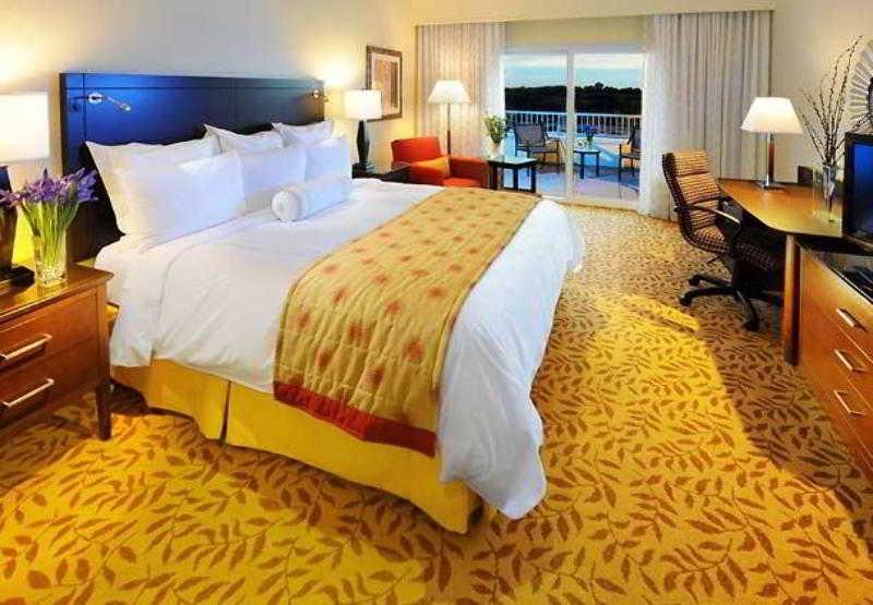 Houston Marriott Energy Corridor Hotel Room photo